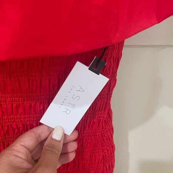 NWT ASTR The Label Off the Shoulder Cotton Red Ruffle Midi Dress Size Sm… - Picture 11 of 16